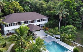 Sunset Cove Beach&dive Resort  4*